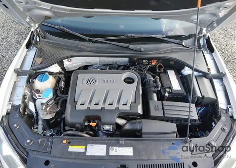 2013 Volkswagen Passat 2.0L Tdi Se z USA, uszkodzony, nr VIN 1VWBN7A37DC072553